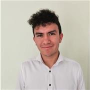 Clases particulares de inglés, español (también sé francés). Viví un año fuera del país, a pesar de no tener experiencia laboral enseñando. Tengo una cercanía con las personas, que hará más amena la clase